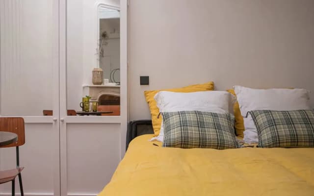 Cozy, Well-equipped Studio in Montmartre for 2! - photo 3