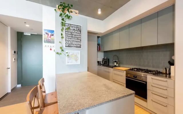 Brunswick Retreat! 5th Floor 1-bed Unit w Parking - photo 5