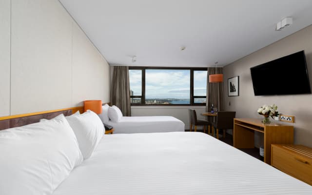 View Sydney ( North Sydney Harbourview Hotel) - photo 5