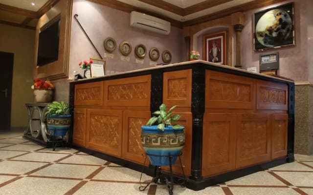 Horizon Hotel Apartments - photo 2