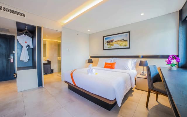 J4 Hotels Legian - photo 4