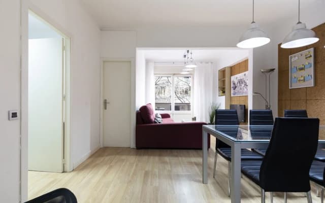 Ab Eixample Viladomat Apartment - photo 2