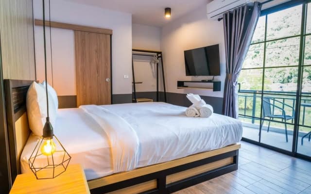 PP Grand Kamala Hotel - photo 3