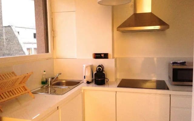 Hotel Studio Tour Eiffel - photo 4