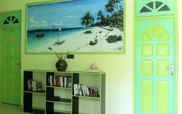 Guraidhoo Corner Tourist House - photo 3