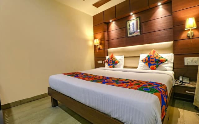 Fabhotel Admire Suites - photo 5