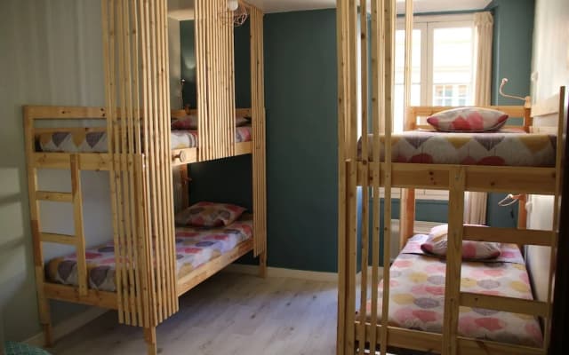 Garibaldi Bed Breakfast - photo 4
