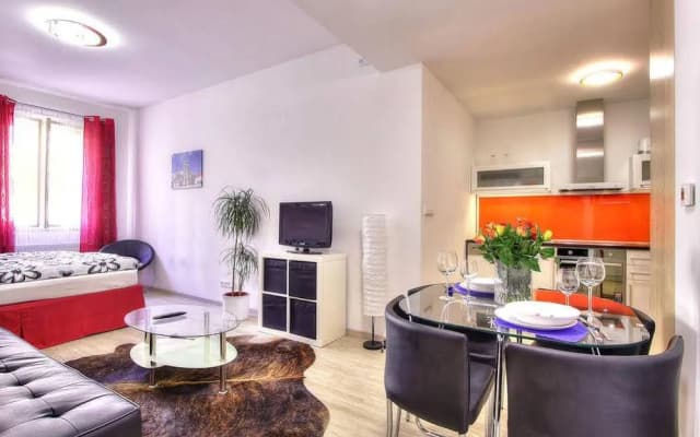 Charles Bridge Cozy Apartments - photo 2