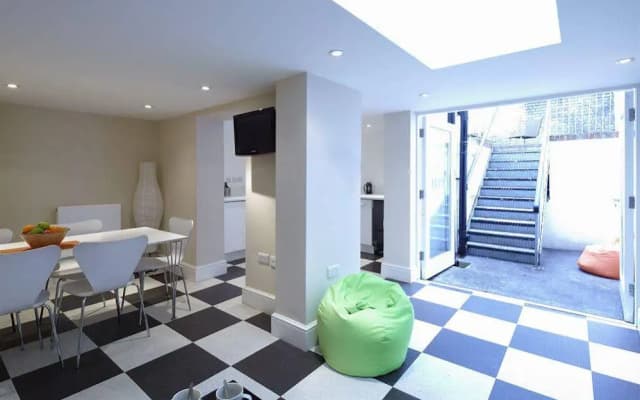 Studios@82 - photo 2