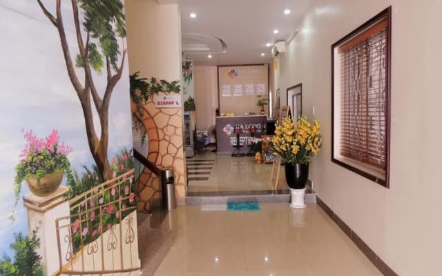 Ha Long Four Seasons Hotel - photo 2