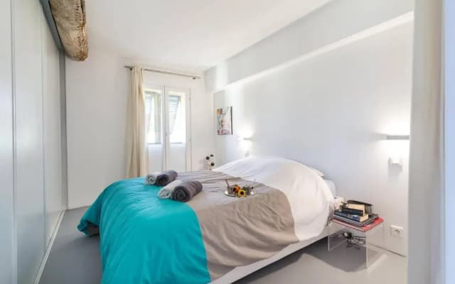 Ross 5- F2, Lumineux, Balcon, Loft, Clim, Vieux-Nice - photo 2