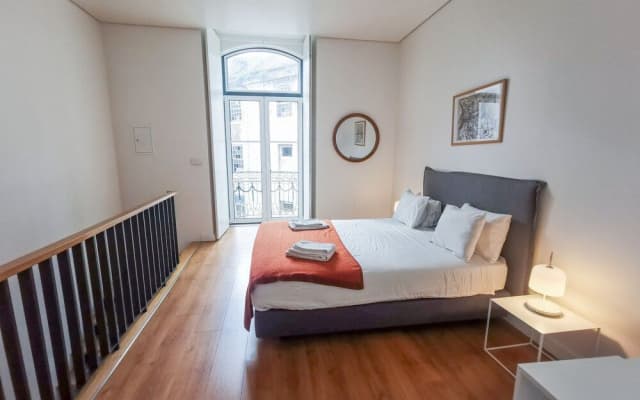 Fanqueiros Apartment - photo 2