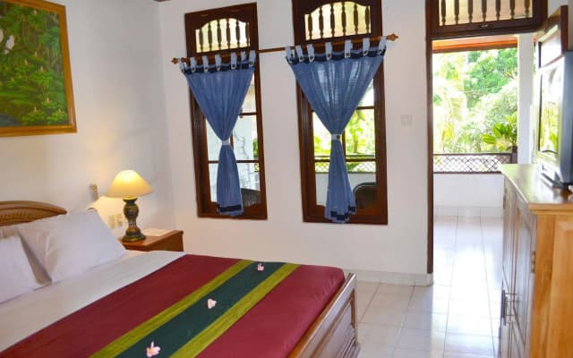 Hotel Flamboyan - photo 2