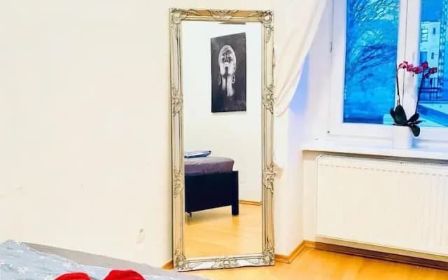 2BR Apartment Close to Stadthalle - photo 5