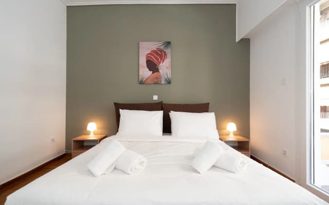 Contemporary Chic Apartment in Athens - photo 5
