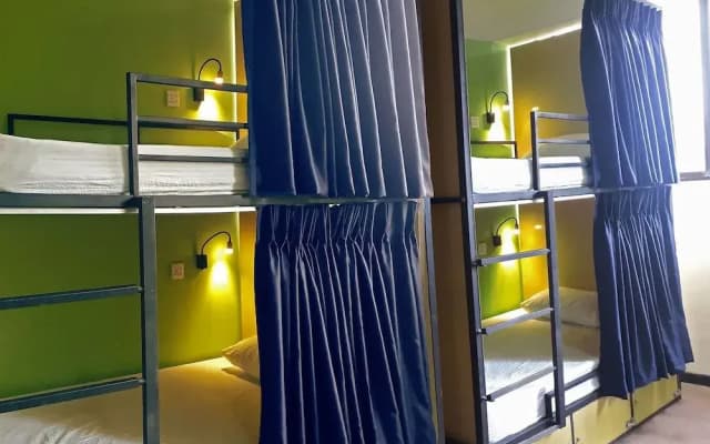 Miracle City Inn Hostel - photo 2