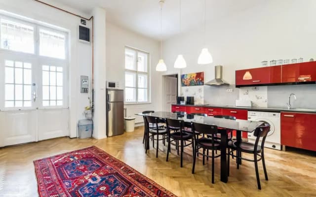 BERTA - 4 Bedrooms, 3 Baths - photo 4