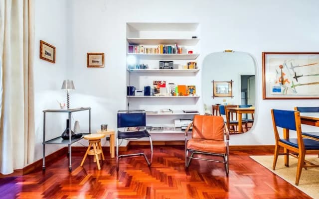 Well Decorated Flat With Amazing Central Location! - photo 3