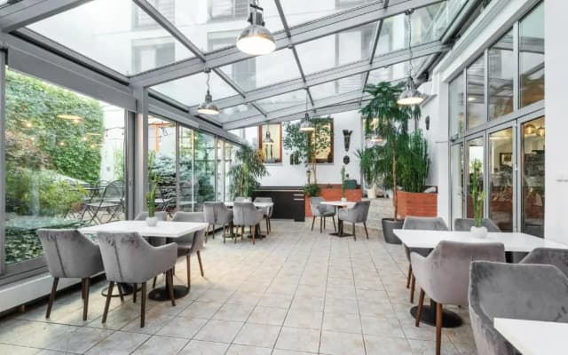 Hotel Troja - photo 2