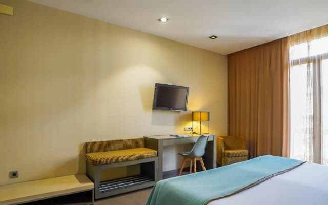 Hotel Constanza - photo 4