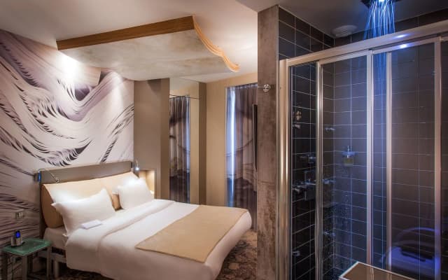 Apostrophe Hotel - photo 4