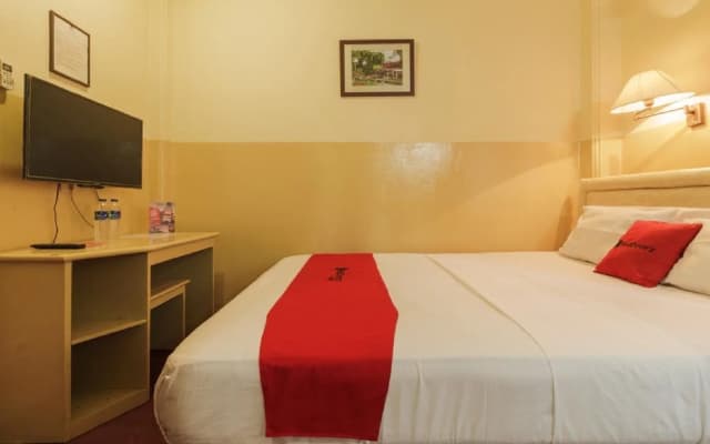 Margot Hotel by RedDoorz - photo 3