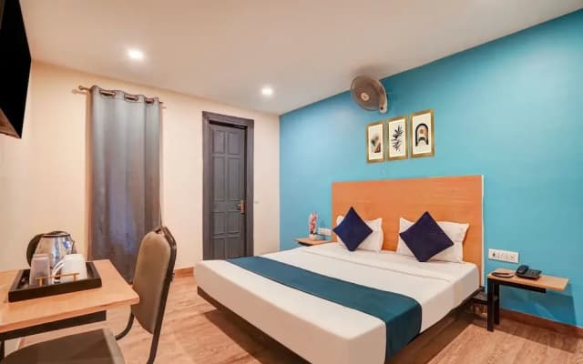 Hotel Twamev residency Uttam Nagar - photo 2