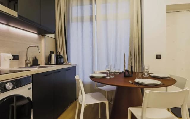 Superb Duplex 1 Bedroom Center of Paris - photo 3