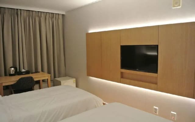 aPM Residence - photo 5
