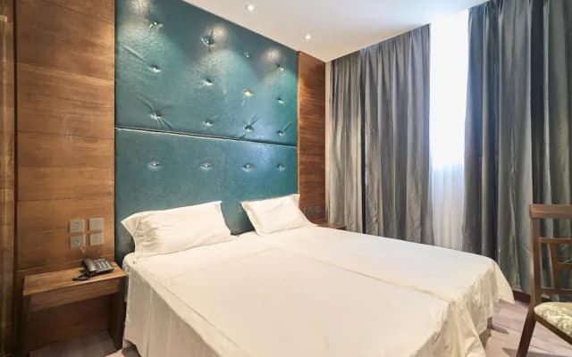 Hotel Dorsett - photo 4