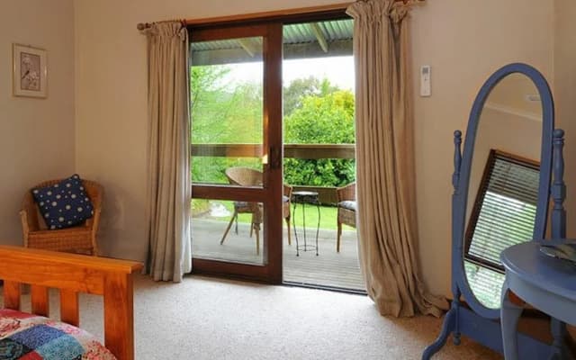 Lavender Farm Hotel - photo 2