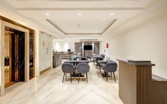 Tyche Boutique & Suites - photo 4