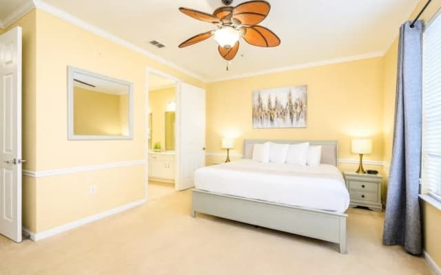 4 Bedroom Lake View [cdc Compliant] 1008 Condo - photo 4