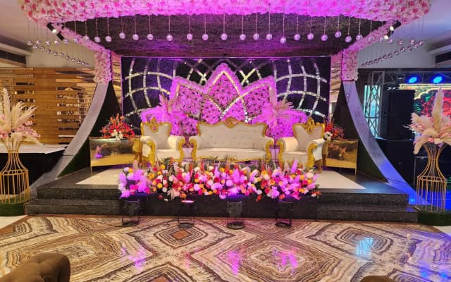 Lavanya Motel - photo 2