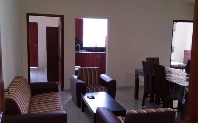 Halifax Tower Apartment - photo 2