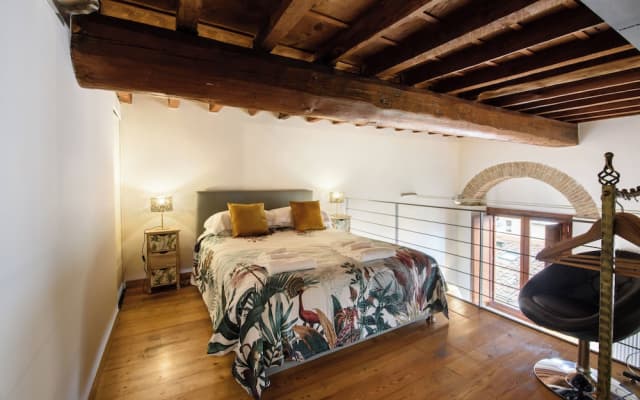Rustic-Chic Loft by the Duomo - photo 3
