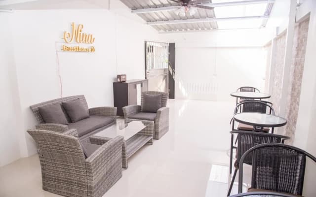 Nina Guesthouse - photo 2