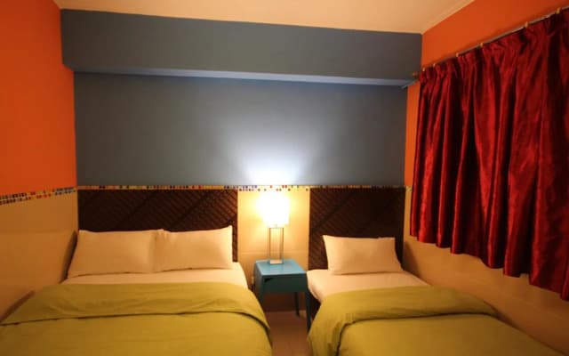 Hong Kong Inn - photo 5