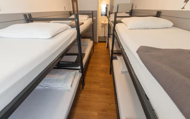 Travel Hotel Amsterdam - photo 3