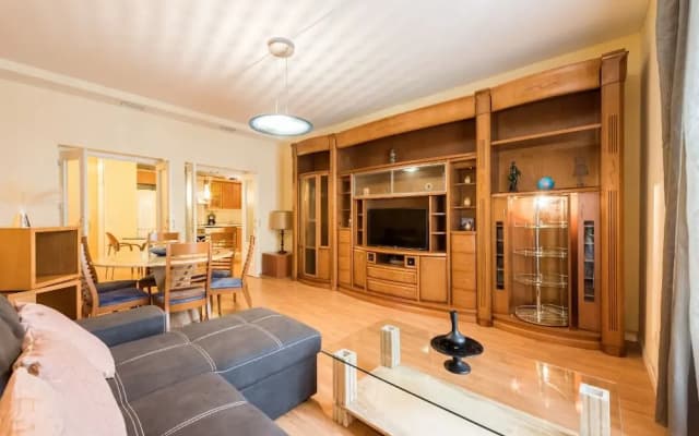 M&F Fuencarral Apartamento - photo 2