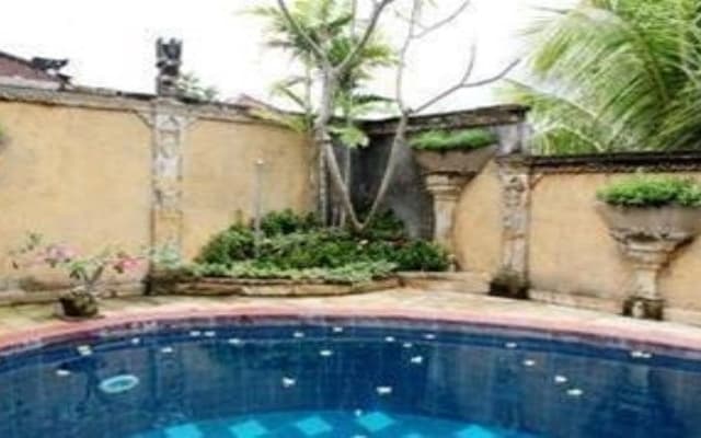 Puri Anggrek Hotel - photo 3