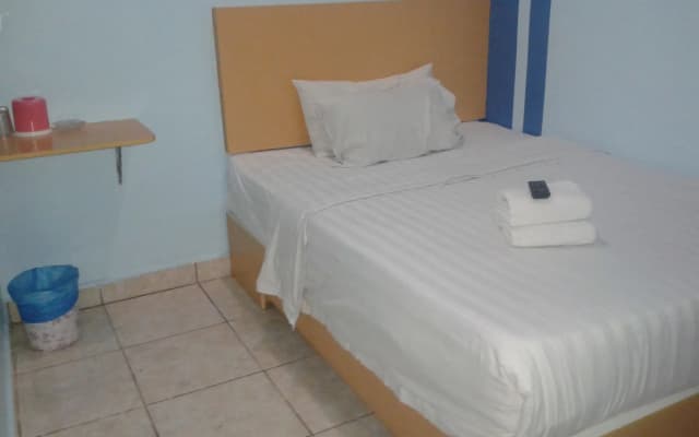Hotel Zamburger Sri Petaling - photo 5