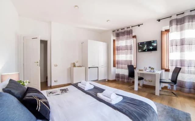 Luxury Apartment Ghetto - photo 3