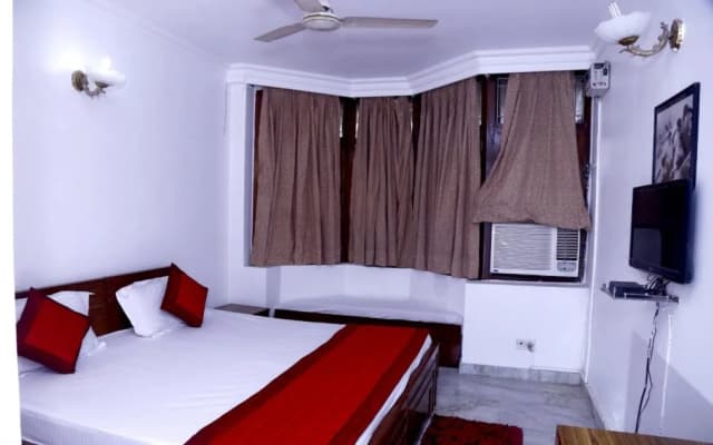 Hotel Batra Holiday Home - photo 4