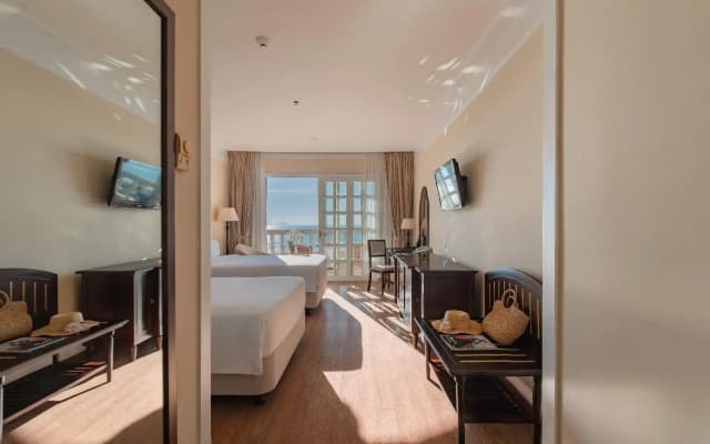 Sunrise Nha Trang Beach Hotel & Spa - photo 5
