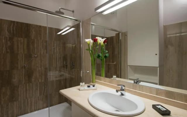 JR Suites - photo 3