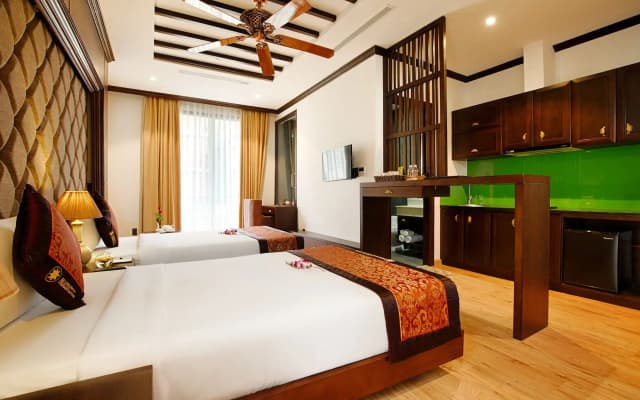 Palazzo Luxury Hotel - photo 5