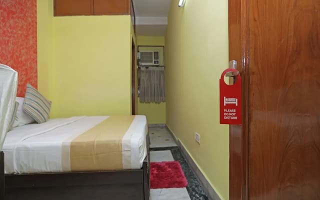 OYO 12190 Hotel New Blue Umbrella - photo 5