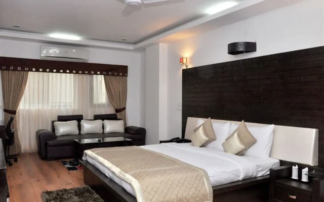 Dwarka Palace - photo 4