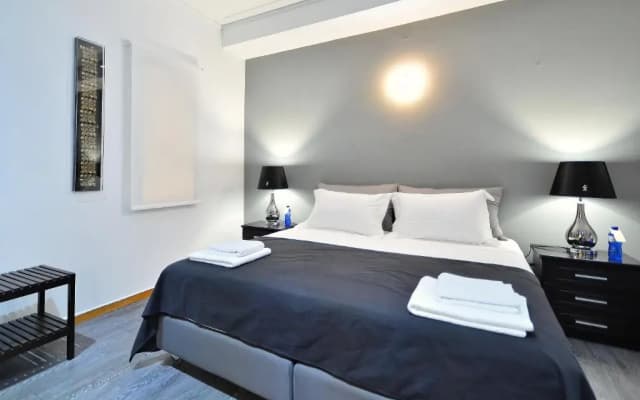 Plaka Elegant Apartment - photo 3